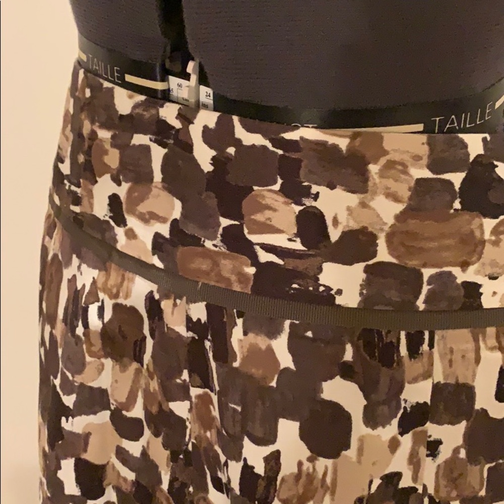 Ann Taylor patterned skirt - Picture 3 of 3